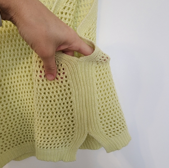 WildFox Pale Yellow Knit Sweater Tank, Size Large - Picture 4 of 7